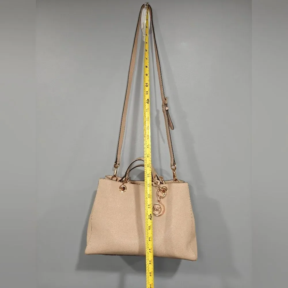 🐢 Michael Kors Cynthia Bag. Excellent Condition! - Picture 6 of 15